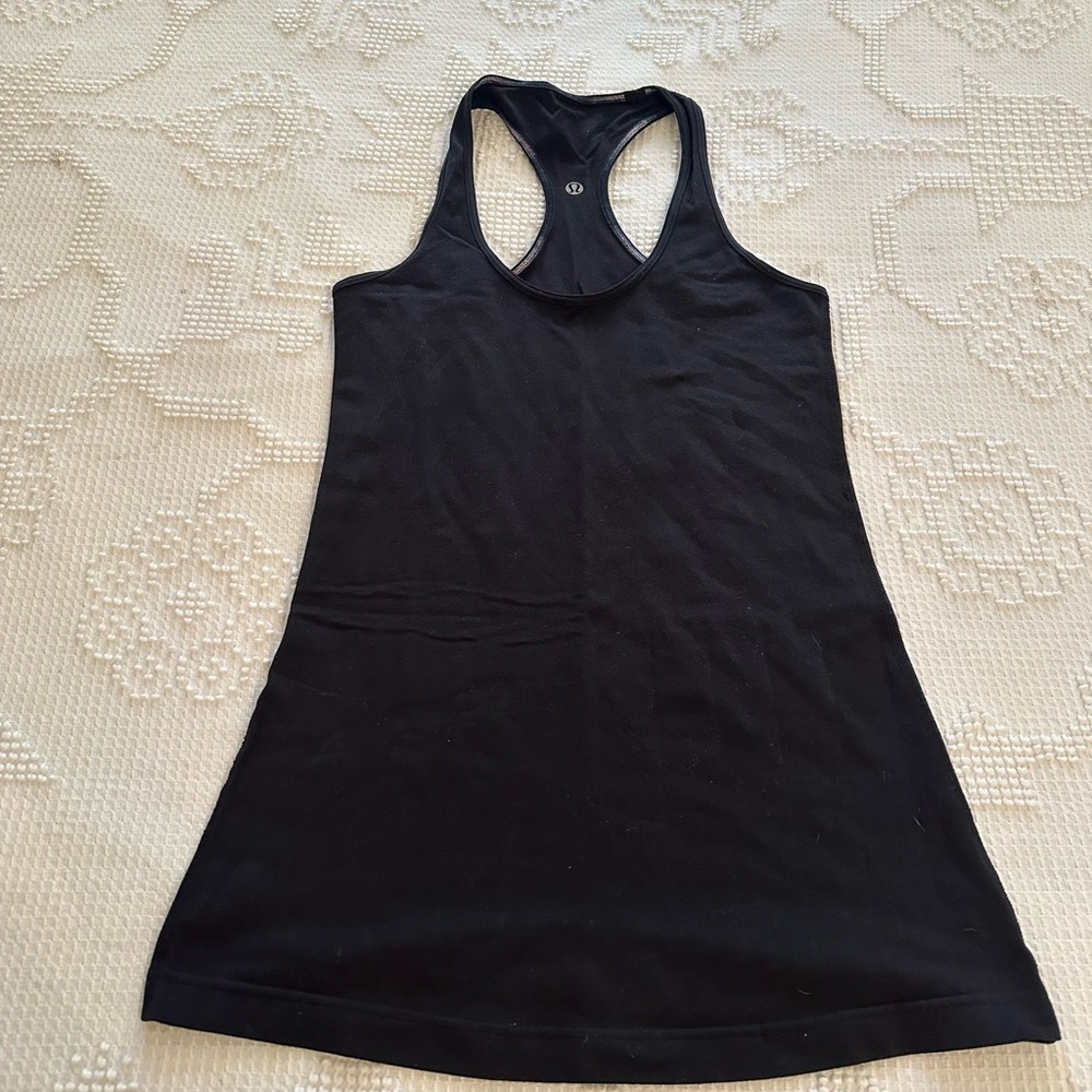 LULULEMON HIP LENGTH RACERBACK TANK TOP BLACK SIZE 6